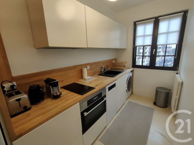 Appartement F2 à vendre - 2 pièces - 50.84 m2 - DEAUVILLE - 14 - BASSE-NORMANDIE - Century 21 Tirard-Gardie